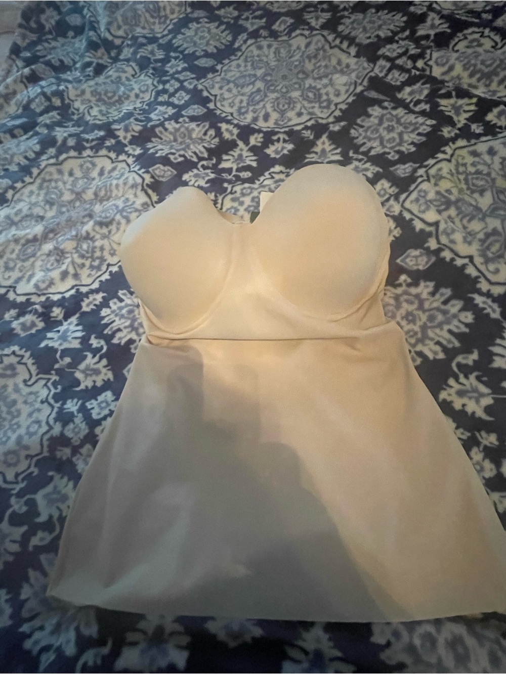 Maidenform Nude Strapless Shaping Top